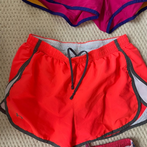 Workout shorts - Picture 3 of 4